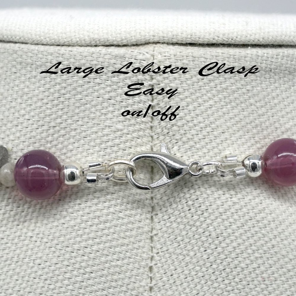 🎉Host Pick🎉 Long necklace with beautiful shades of gray and purple stones. - Picture 4 of 4